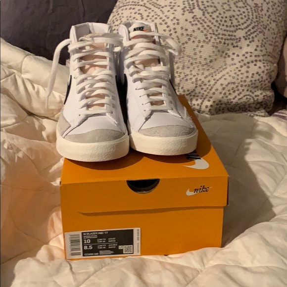 nike blazer mid 77 box